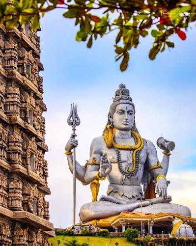 Murdeshwar – World's 2nd tallest Shiva statue